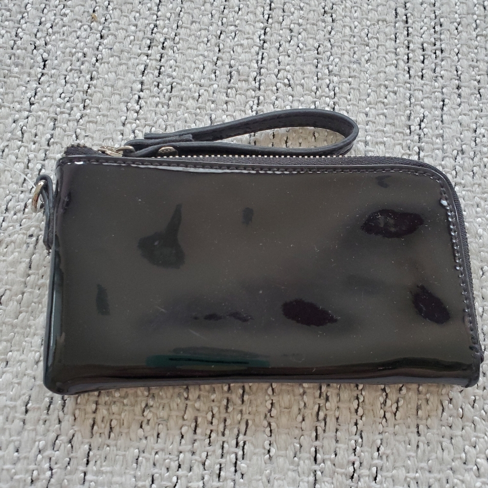 NEW Gap Black Patent Card Holder